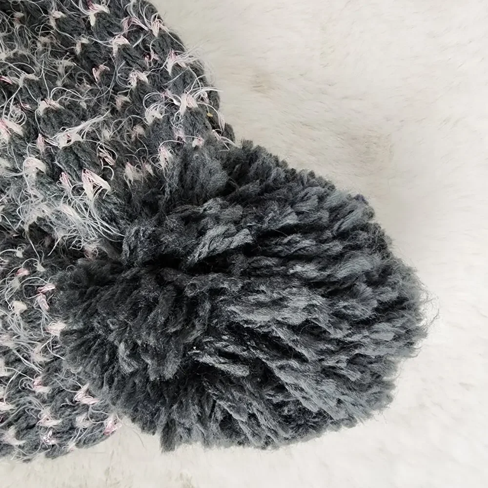 Melrose & Market NWT Gray Pink Eyelash Knit Pom Pom Beanie Hat Cozy